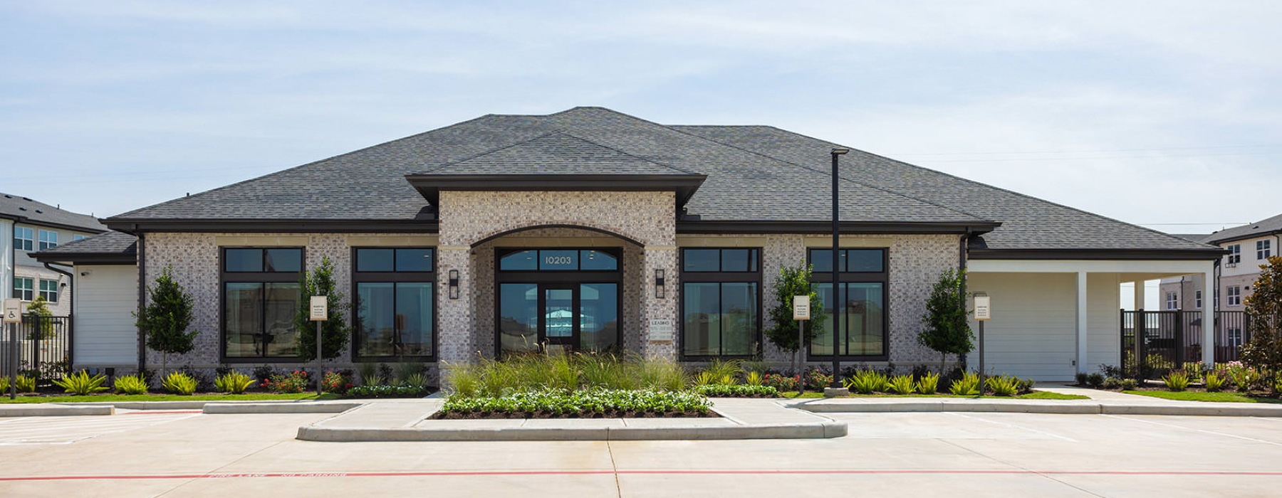 Settle into comfort at Broadstone at Sierra Vista leasing office exterior
